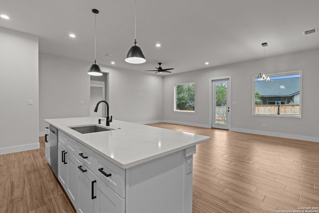 103 Robert Sloan, Blanco, TX 78606