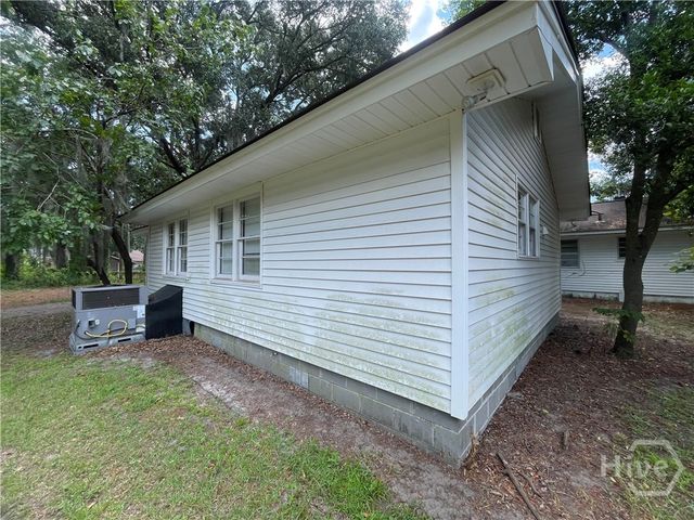 2108 E 65th Street, Savannah, GA 31404
