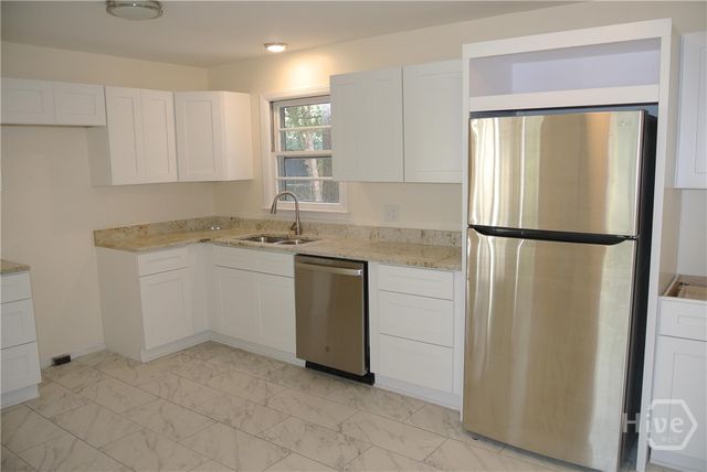 2108 E 65th Street, Savannah, GA 31404