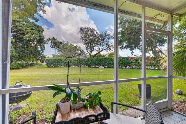 7102 Woodmont Way, Tamarac, FL 33321