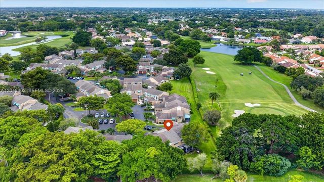 7102 Woodmont Way, Tamarac, FL 33321