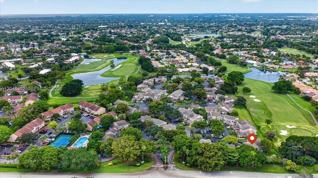 7102 Woodmont Way, Tamarac, FL 33321