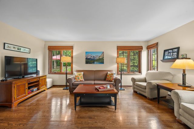 8770 Butterfield Lane, Orland Park, IL 60462