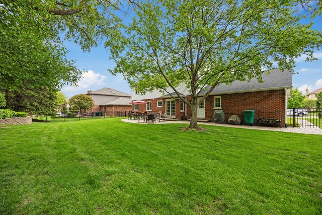 8770 Butterfield Lane, Orland Park, IL 60462