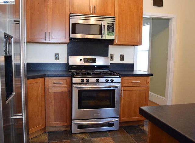 2860 Jackson St, Alameda, CA 94501