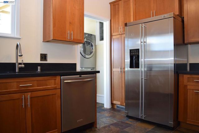 2860 Jackson St, Alameda, CA 94501