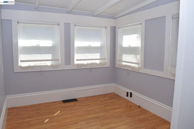 2860 Jackson St, Alameda, CA 94501