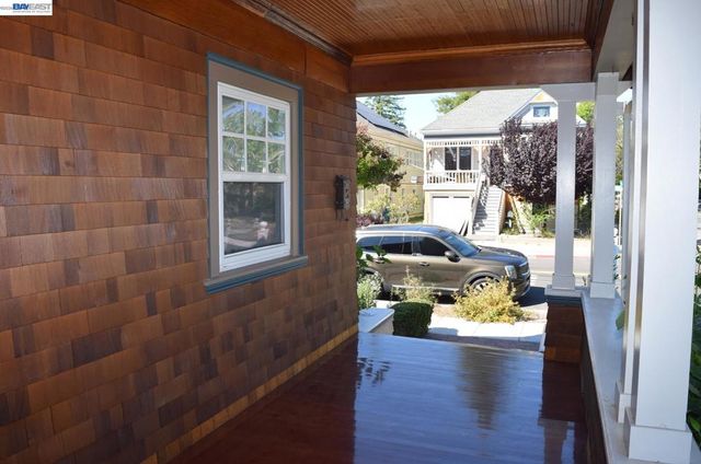 2860 Jackson St, Alameda, CA 94501
