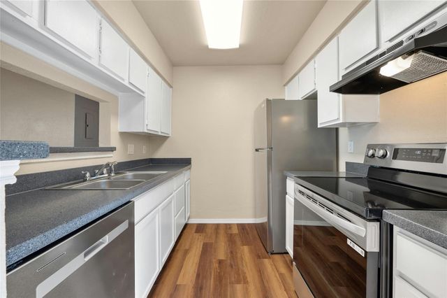 7111 E Highway 290 E, Austin, TX 78723