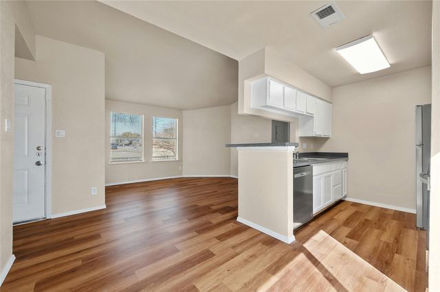 7111 E Highway 290 E, Austin, TX 78723