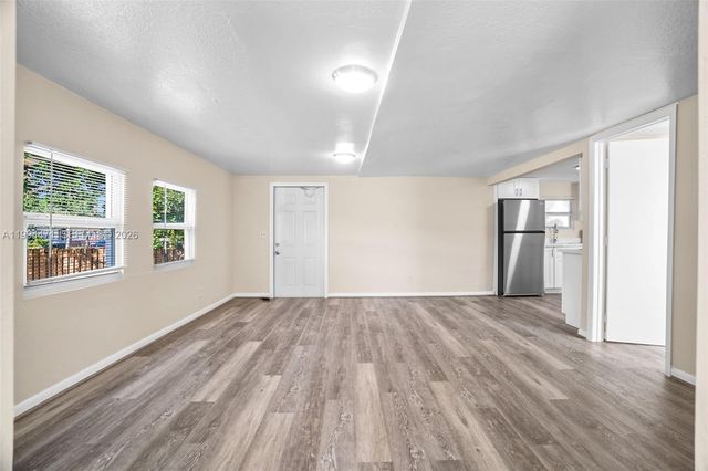 212 SW 11th St, Dania Beach, FL 33004