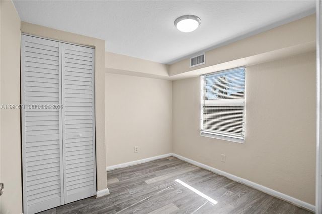 212 SW 11th St, Dania Beach, FL 33004