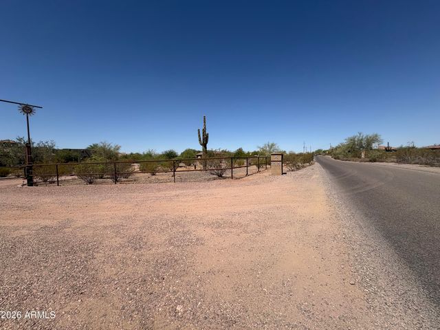 15523 W PEAKVIEW Road, Surprise, AZ 85387