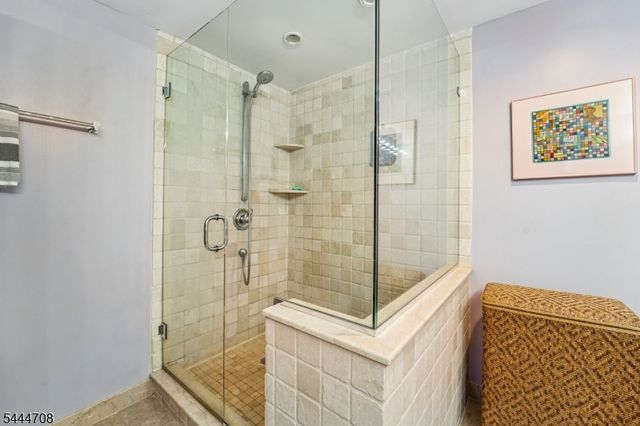 10 Smith Manor Blvd 424, West Orange Twp., NJ 07052