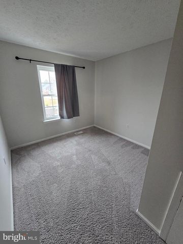 6113 TAPIR PL, Waldorf, MD 20603