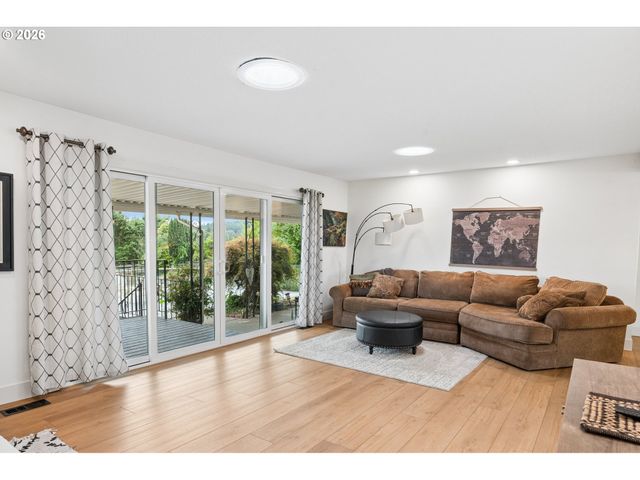 19558 Sw LEBEAU Rd, Sherwood, OR 97140