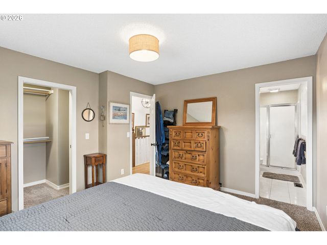 19558 Sw LEBEAU Rd, Sherwood, OR 97140