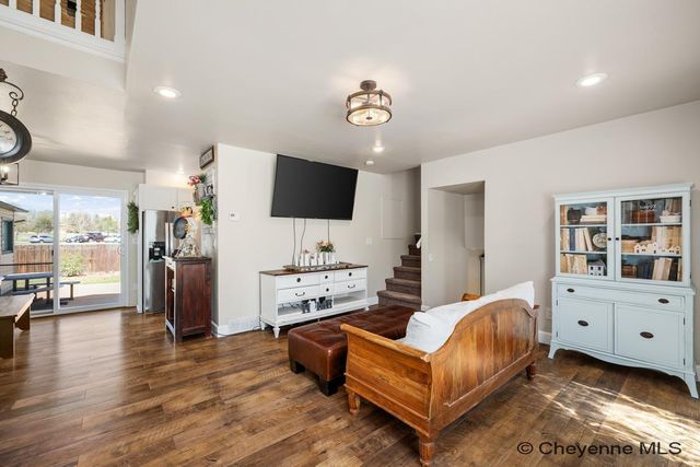 1151 LONG VALLEY RD, Cheyenne, WY 82001