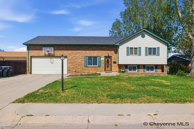 1151 LONG VALLEY RD, Cheyenne, WY 82001