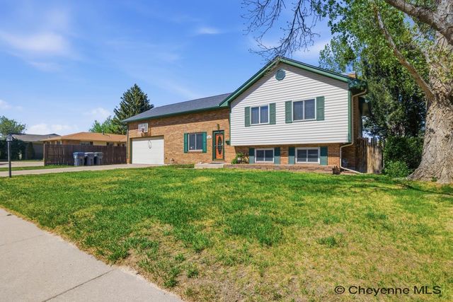 1151 LONG VALLEY RD, Cheyenne, WY 82001