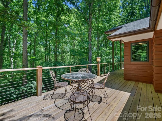 17928 Pages Pond Court, Davidson, NC 28036