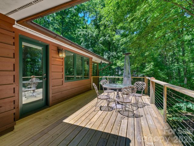 17928 Pages Pond Court, Davidson, NC 28036