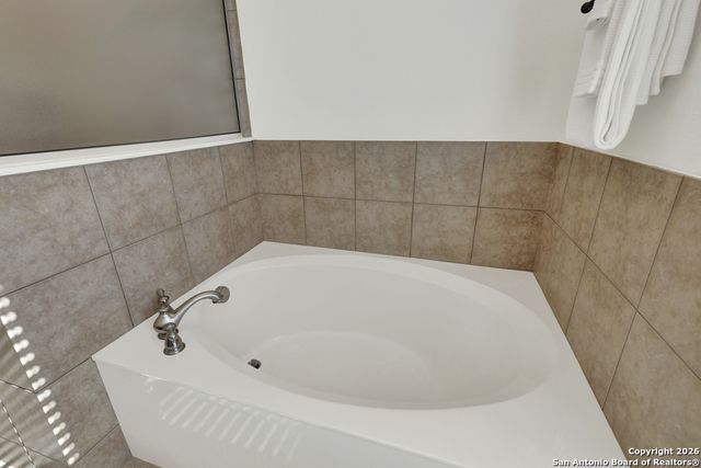 713 Mystic Breeze, Spring Branch, TX 78070