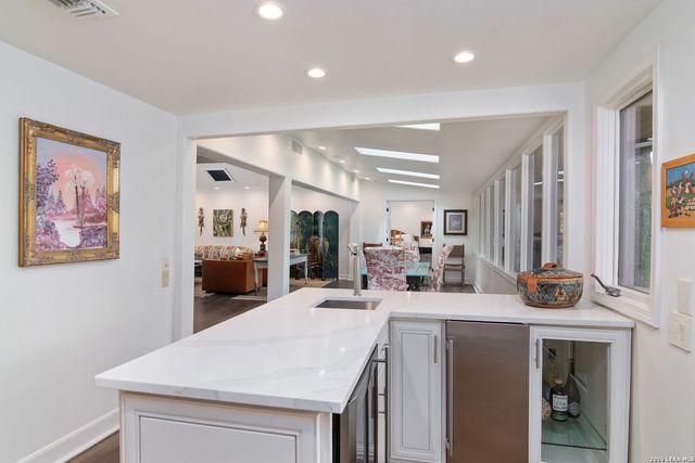 340 MORNINGSIDE DR, Terrell Hills, TX 78209