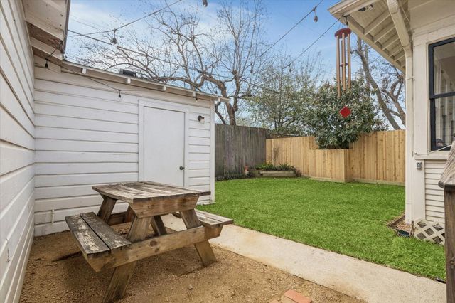 1705 California Street, Houston, TX 77006