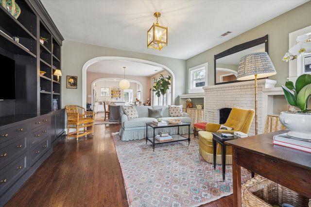 1705 California Street, Houston, TX 77006