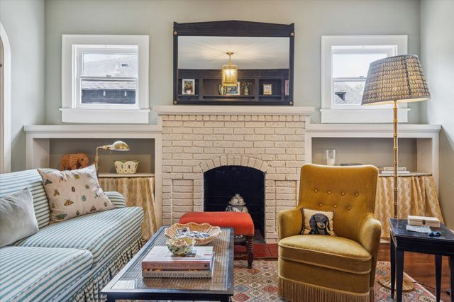 1705 California Street, Houston, TX 77006