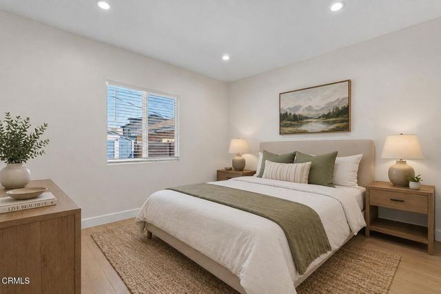 7552 Bloomington Avenue, Burbank, CA 91504