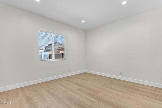 7552 Bloomington Avenue, Burbank, CA 91504