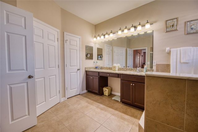 5371 LAYTON DRIVE, Venice, FL 34293