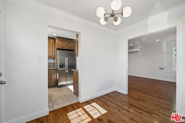 1321 Orange Grove Avenue, Glendale, CA 91205