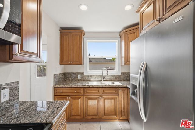 1321 Orange Grove Avenue, Glendale, CA 91205