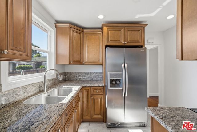1321 Orange Grove Avenue, Glendale, CA 91205
