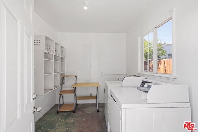 1321 Orange Grove Avenue, Glendale, CA 91205