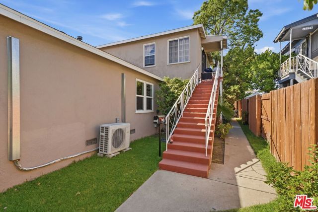 1321 Orange Grove Avenue, Glendale, CA 91205