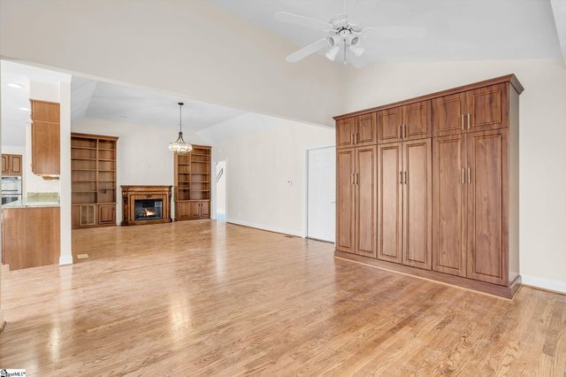 11 Country Squire Court, Greenville, SC 29615