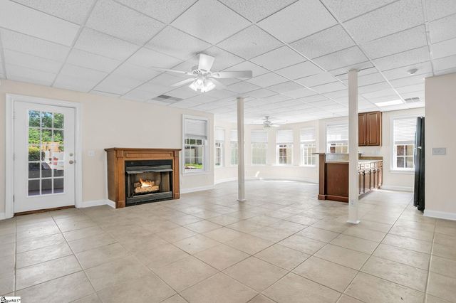 11 Country Squire Court, Greenville, SC 29615