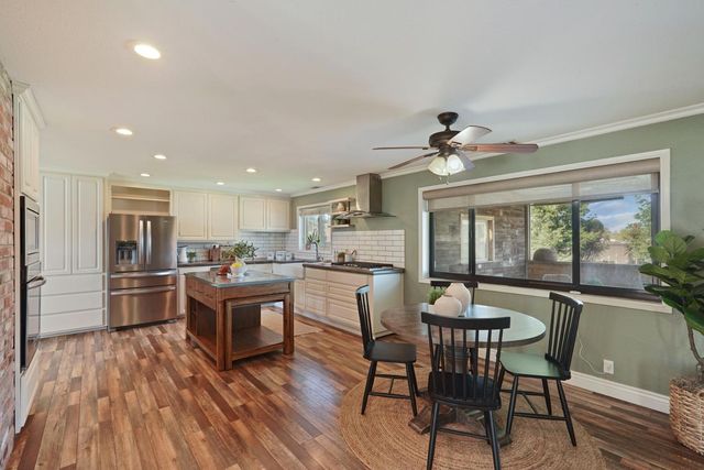 2539 E Woodson Rd, Acampo, CA 95220