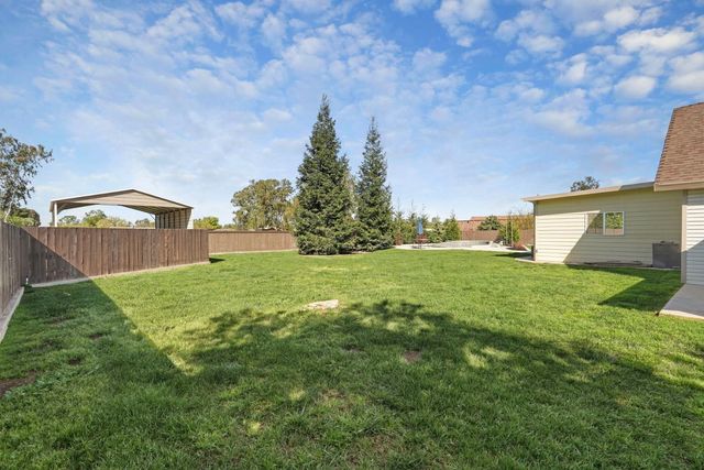 2539 E Woodson Rd, Acampo, CA 95220