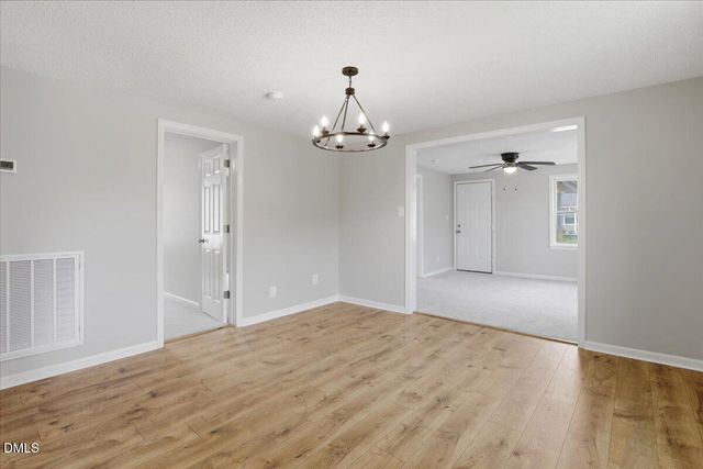 612 N 4th Street, Smithfield, NC 27577