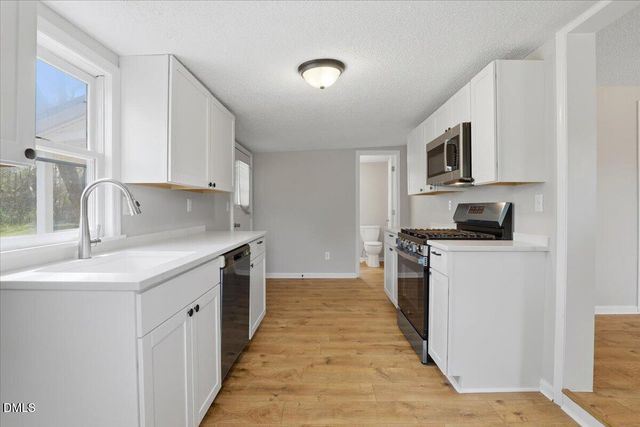 612 N 4th Street, Smithfield, NC 27577