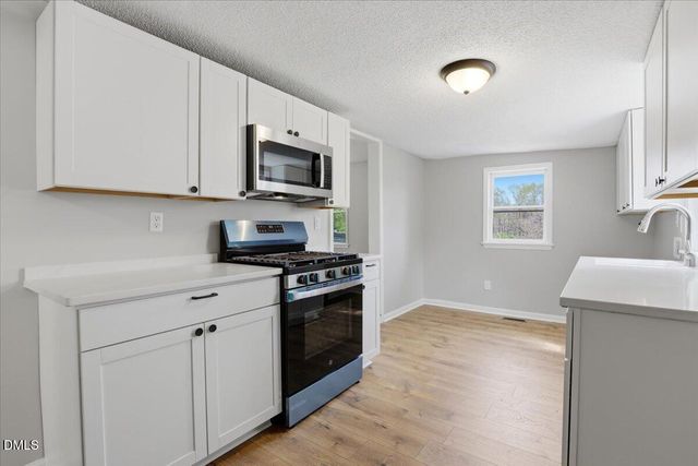 612 N 4th Street, Smithfield, NC 27577