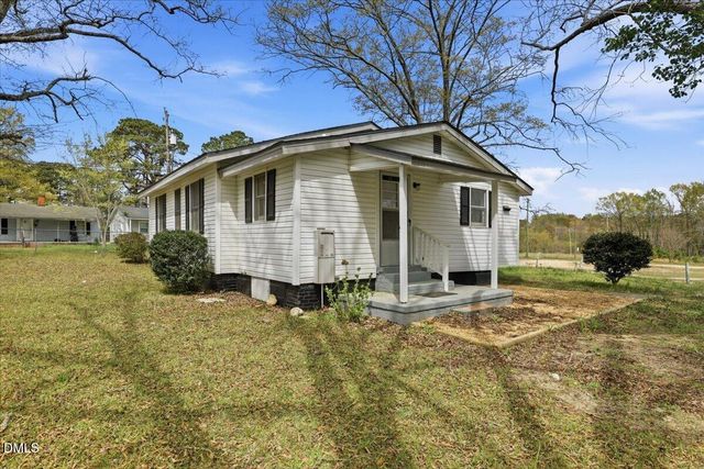 612 N 4th Street, Smithfield, NC 27577