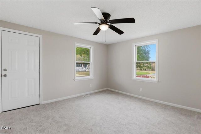 612 N 4th Street, Smithfield, NC 27577