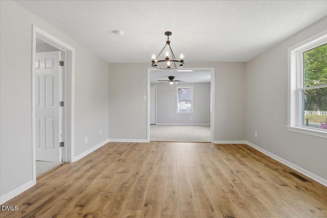 612 N 4th Street, Smithfield, NC 27577