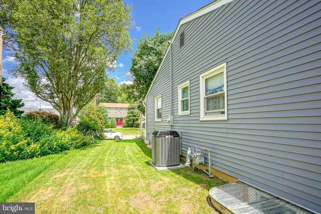 316 RONALD AVE, Glassboro, NJ 08028